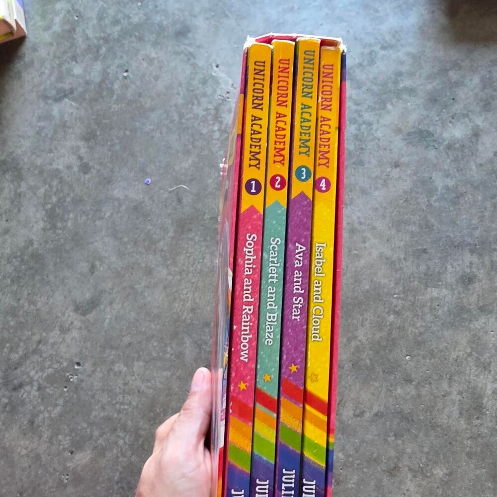 Unbranded multi Books - Picture 2 of 5